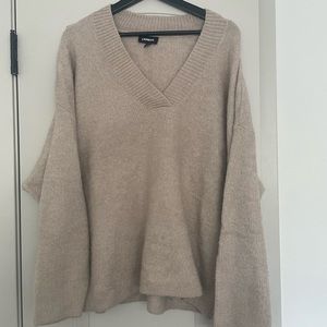 EXPRESS Oatmeal Thick Knit Oversized V Neck Sweater